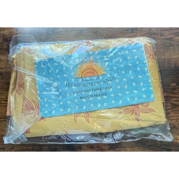 French Jacquard Tablecloth Les Tissages Du Soleil Floral Table Linen 63 x 79 - Picture 5 of 12